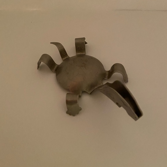 Lagerhead Black & Tan Snapper Turtle Bottle Opener - Picture 3 of 7